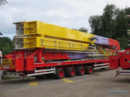 Montage des métiers de la Fête des Loges (2018)
