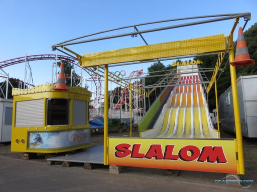 Montage des métiers de la Fête des Loges (2018)